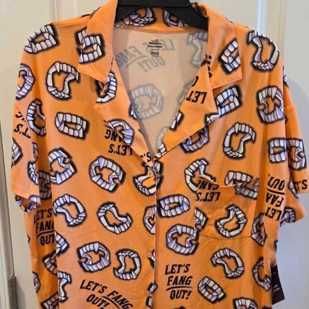 2 piece size medium halloween pajamas